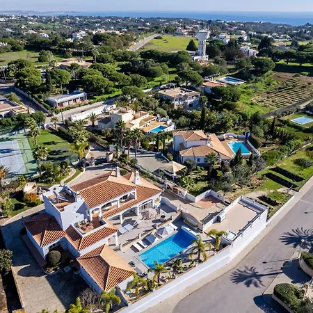 Villa Beautiful Carvoeiro - 4 Bedrooms - Valley Sun - Private Pool And Panoramic Ocean Views - Algarve *