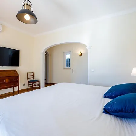 Beautiful Carvoeiro - 4 Bedrooms - Valley Sun - Private Pool And Panoramic Ocean Views - Algarve