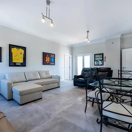 Beautiful Carvoeiro - 4 Bedrooms - Valley Sun - Private Pool And Panoramic Ocean Views - Algarve *