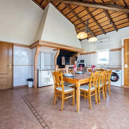 Beautiful Carvoeiro - 4 Bedrooms - Valley Sun - Private Pool And Panoramic Ocean Views - Algarve *