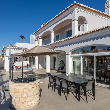 Beautiful Carvoeiro - 4 Bedrooms - Valley Sun - Private Pool And Panoramic Ocean Views - Algarve Villa Carvoeiro (Lagoa)