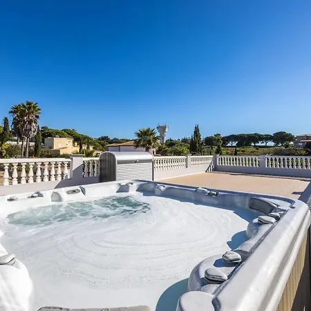 Willa Beautiful Carvoeiro - 4 Bedrooms - Valley Sun - Private Pool And Panoramic Ocean Views - Algarve